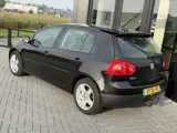 Foto 24 van Volkswagen Golf 1.6 FSI Business Clima | Cruise | Trekhaak | Super onderhouden