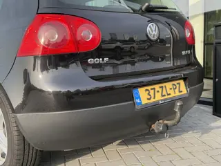 Foto 13 van Volkswagen Golf 1.6 FSI Business Clima | Cruise | Trekhaak | Super onderhouden