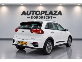 Foto 18 van Kia E-Niro DynamicLine 64 kWh|SOH100%|Fase 3|DealerOnderh|