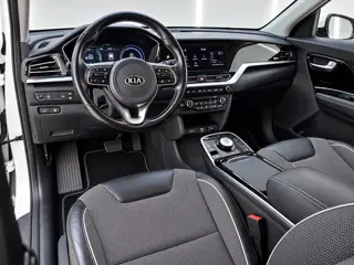 Foto 16 van Kia E-Niro DynamicLine 64 kWh|SOH100%|Fase 3|DealerOnderh|