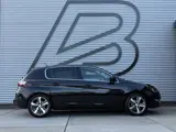 Foto 30 van Peugeot 308 1.2 PureTech Blue Lease Premium Pano|Clima|Cruise|Trekhaak|PDC|Elek ramen|Lm velgen|D-ri