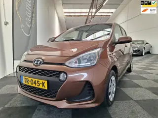 Hyundai I10 Comfort Line. Navi. 1e eig. Trekhaak. 27.000 km NAP.