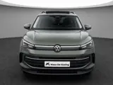 Foto 24 van Volkswagen Tiguan 1.5 204pk DSG eHybrid Life Edition · Panoramadak · Camera · Wegklapbare Trekhaak ·