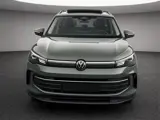 Foto 25 van Volkswagen Tiguan 1.5 204pk DSG eHybrid Life Edition · Panoramadak · Camera · Wegklapbare Trekhaak ·