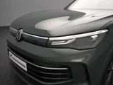 Foto 26 van Volkswagen Tiguan 1.5 204pk DSG eHybrid Life Edition · Panoramadak · Camera · Wegklapbare Trekhaak ·