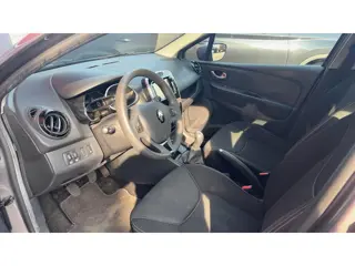 Foto 18 van Renault Clio 0.9 TCe Expression TREKHAAK / AIRCO / NAVI / BLUETOOTH / CRUISE / NL-AUTO