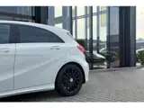 Foto 23 van Mercedes-Benz A-klasse 180 AMG, Panoramadak, Leder, Black Optic!