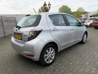 Foto 20 van Toyota Yaris 1.5 Full Hybrid Aspiration | Camera | Cruise Control | Navigatie
