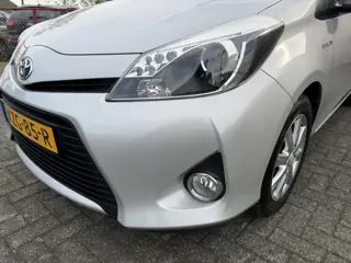 Foto 18 van Toyota Yaris 1.5 Full Hybrid Aspiration | Camera | Cruise Control | Navigatie