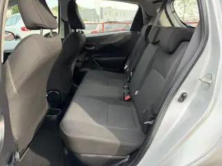 Foto 13 van Toyota Yaris 1.5 Full Hybrid Aspiration | Camera | Cruise Control | Navigatie