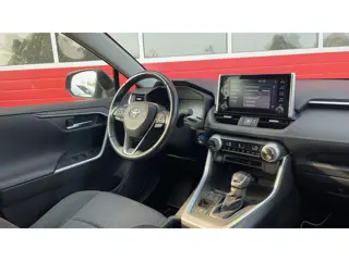 Foto 19 van Toyota RAV4 2.5 Hybrid Active TREKHAAK / CAMERA / CARPLAY / FULL LED / CLIMA / PDC / ACC / NL-AUTO