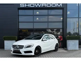 Foto 20 van Mercedes-Benz A-klasse 180 AMG, Panoramadak, Leder, Black Optic!