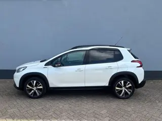 Foto 10 van Peugeot 2008 1.2 PureTech GT-line - Panorama Dak