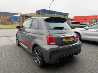 Foto 19 van Fiat 500 1.4 T-Jet Abarth 595 3/6/12MND GARANTIE | SPORTSTOELEN | AIRCO | LMV | NW DISTR RIEM