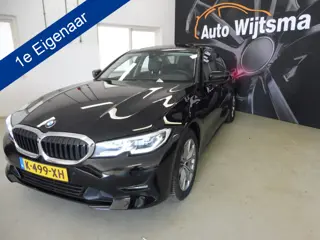 BMW 3-serie 320e Business Edition Plus Leer | Schuifdak | LED | LMV 17"| NL auto | 1e eig.