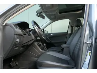 Foto 14 van Volkswagen Tiguan All-Space 2.0 TSI 4Motion Highline Panorama Carplay Stoelverwarming Leder