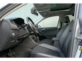 Foto 15 van Volkswagen Tiguan All-Space 2.0 TSI 4Motion Highline Panorama Carplay Stoelverwarming Leder