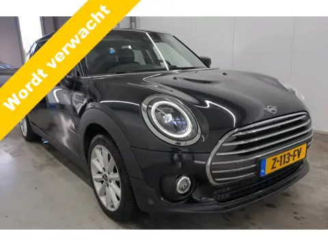 MINI Clubman 1.5 Cooper Automaat Business Edition NL Auto Clima Camera Stoelverwarming Navigatie Spo