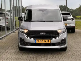 Foto 20 van Ford Transit Connect 1.5 EcoBoost PHEV L2 Limited 150 pk | DEMO | Laadvloerbescherming, hout,Driver