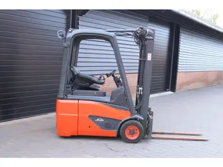 Linde E15 heftruck elektrische triplex sideshift (bj 2019)