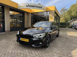 Foto 20 van BMW 1-serie 120i M Sport Edition Automaat Climate Control Led Carplay