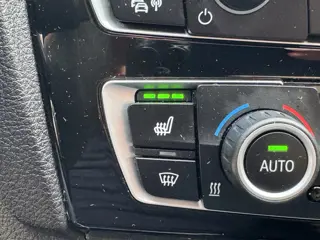 Foto 13 van BMW 1-serie 120i M Sport Edition Automaat Climate Control Led Carplay
