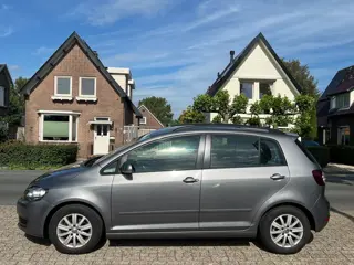 Foto 14 van Volkswagen Golf Plus 1.6 TDI Highline