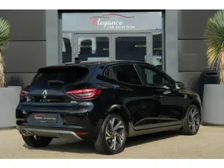 Foto 13 van Renault Clio 1.3 TCe R.S. Line | 131PK | Navigatie | Keyless entry/start | LED koplampen | Renault C