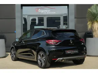 Foto 18 van Renault Clio 1.3 TCe R.S. Line | 131PK | Navigatie | Keyless entry/start | LED koplampen | Renault C