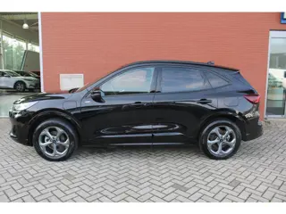 Foto 15 van Ford Kuga 2.5 PHEV ST-Line | NL Auto! | Winter pack | Elektrisch Wegklapbare Trekhaak | Camera |