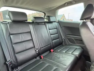 Foto 16 van Volkswagen Golf 1.4 TSI Highline Automaat - Deep Black Pearl - Leder/Clima/Cruise