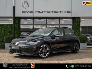 Volkswagen Golf 1.5 TSI R-Line Edition | Pano | Camera | Drive Assist | BTW