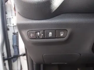 Foto 12 van Kia Picanto 1.0 DPi DynamicLine Navi Autm " New Staat "