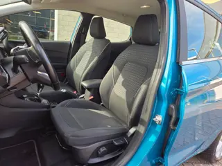 Foto 17 van Ford Fiesta 1.0 EcoBoost Titanium 100PK *Camera*Carplay*Adaptive cruise* voorruit verwarming * Rijkl