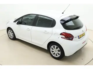 Foto 15 van Peugeot 208 1.2 PureTech Active | Airco | Cruise Control | Elektrische ramen voor