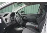 Foto 26 van Toyota Yaris 1.5 Full Hybrid Dynamic + Trekhaak/ Camera/ Navi/ Keyless/ Cruise/ Airco/ Garantie!
