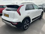 Foto 25 van Kia Niro 1.6 GDi Hybrid ExecutiveLine Full Option! Nederlandse auto, Schuif/kanteldak, 18" Lichtmeta
