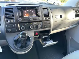 Foto 18 van Volkswagen Transporter 2.0 TDI L1H1 BMT 140 PK Marge