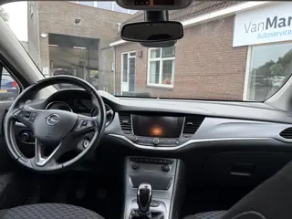 Foto 11 van Opel Astra Sports Tourer 1.0 Online Edition CARPLAY NAVI PDC