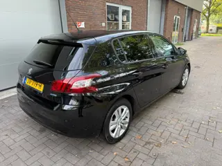 Foto 12 van Peugeot 308 1.2 PureTech PANO|AIRCO|NEW APK|CAMERA