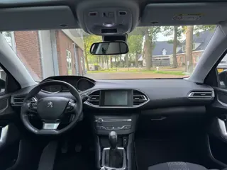 Foto 19 van Peugeot 308 1.2 PureTech PANO|AIRCO|NEW APK|CAMERA