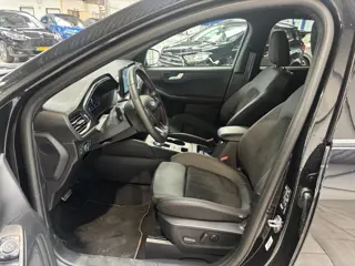 Foto 19 van Ford Kuga 2.5 PHEV 243 pk ST-Line X I AGR stoelen I Adapt Cruise I Winter Pack | B&O | 360° Camera |