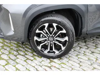 Foto 18 van Toyota Yaris Cross 1.5 Hybrid 115 Dynamic Limited, Parkeersensoren, Stuurverwarming,