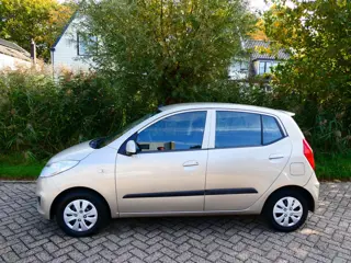 Foto 14 van Hyundai I10 1.1 i-Drive Airco 63.000km. 4-Cilinder Hoge instap Zuinig