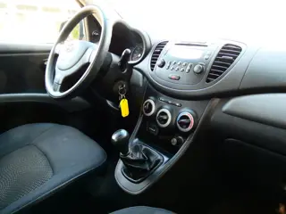 Foto 20 van Hyundai I10 1.1 i-Drive Airco 63.000km. 4-Cilinder Hoge instap Zuinig