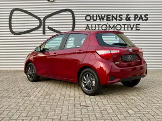 Foto 15 van Toyota Yaris 1.5 Hybrid Active | 1E EIGENAAR | CARPLAY | AIRCO