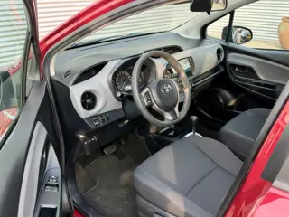 Foto 19 van Toyota Yaris 1.5 Hybrid Active | 1E EIGENAAR | CARPLAY | AIRCO