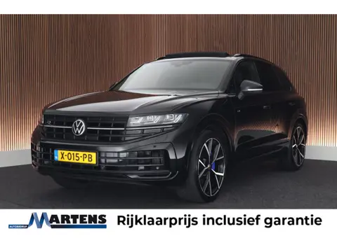 Volkswagen Touareg 3.0 TSi 462pk eHybrid 4MOTION R Trekhaak Panoramadak Camera Leder Stoelverwarming