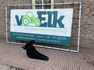Nieuwe Leidingbak / Kabelbak CW00 en CW05 voor Minigraver