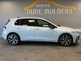 Foto 15 van Volkswagen Golf 1.5 eHybrid GTE 272PK SOH 96% | Adaptive cruise | Head-up | Sfeer | Achteruitrijcame